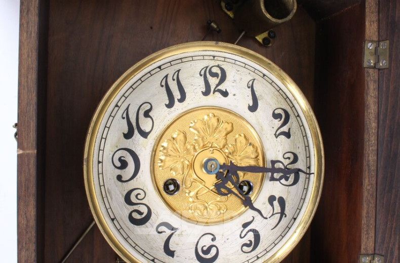 Jugendstil-Wanduhr, Eiche, um 1910