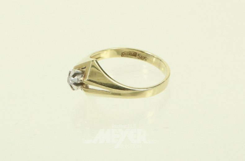 Damenring, besetzt mit 1 kl. Diamanten