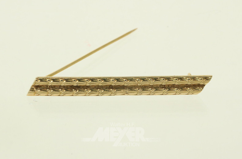 Anstecknadel mit Monogramm