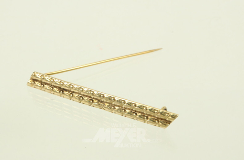 Anstecknadel mit Monogramm