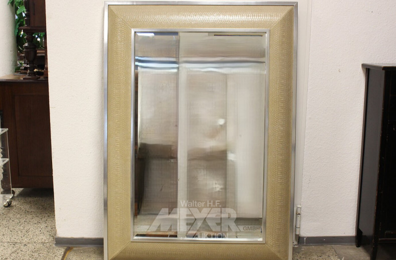 moderner Wandspiegel