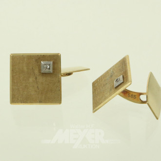 Paar quadratische Manschettenknöpfe mit je 1 kl. Brillant