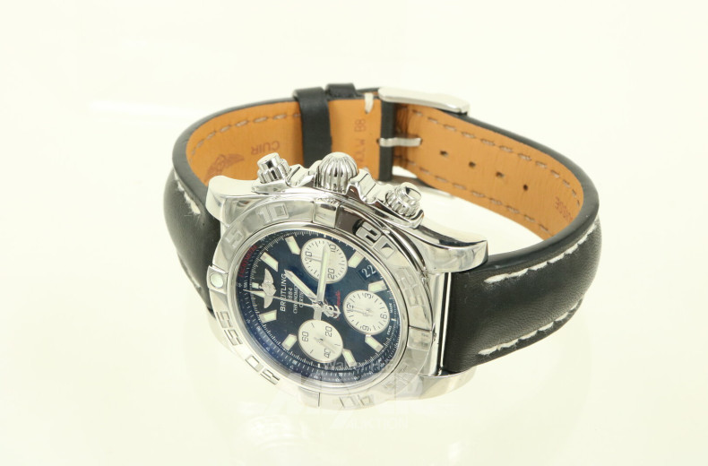 Breitling Herrenarmbanduhr, Chronomat 41, Chronograph