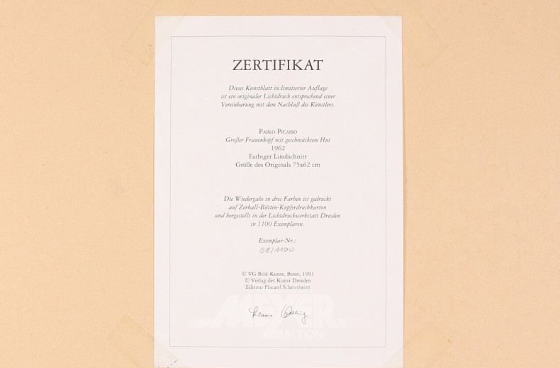 Lichtdruck "Großer Frauenkopf mit geschmücktem Hut", nach Picasso