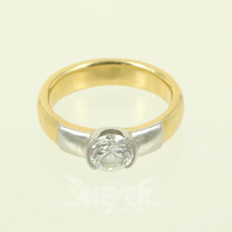 Bandring mit einem Brillant-Solitär von ca. 0.5ct