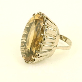 Damenring, besetzt mit 1 Citrin von ca. 65ct.