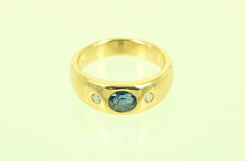 Ring mit Safir u. 2 kl. Brillanten