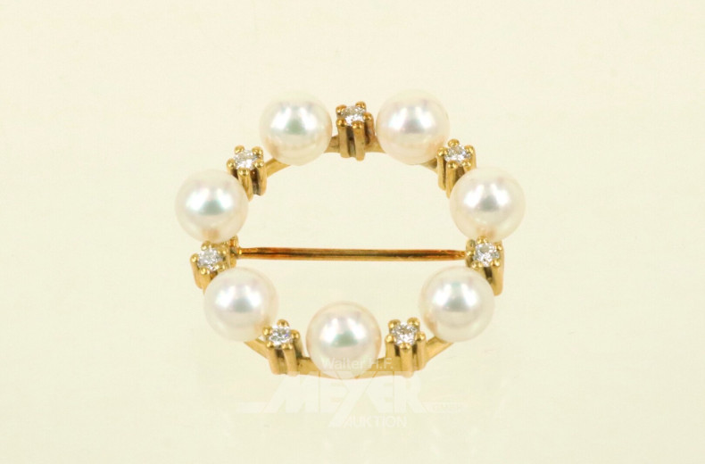 Kranzbrosche mit 7 Perlen u. 7 kl. Brillanten