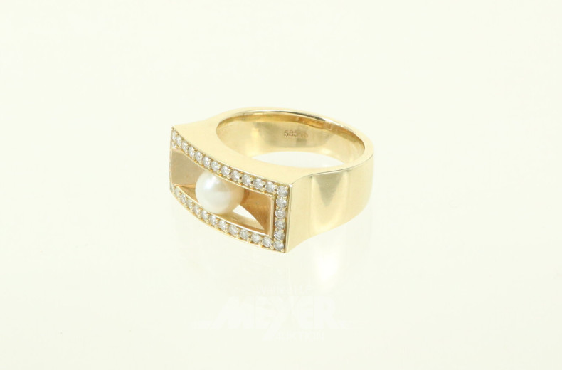 Damenring mit 1 Zuchtperle und kl. Diamanten besetzt von zus. ca. 035 ct.