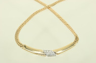 Collier mit 9 Diamant von zusammen ca. 0,90ct.