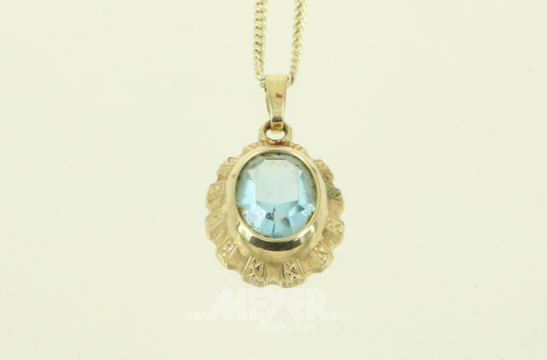 Kettchen in 585 GG, mit 1 Anhänger in 333 GG mit hellblauen Farbstein besetzt