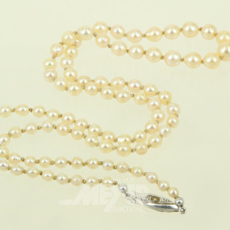 Perlenkette mit Verschluss in 585 GG