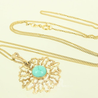 Dünne Kette in 333 GG mit Anhänger in 585 GG, besetzt mit kl. türkisfarb. Cabochon