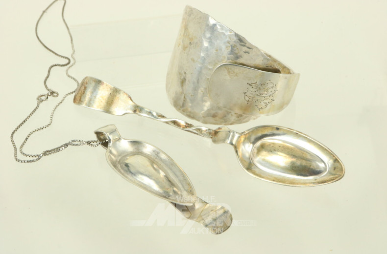 3-tlg. Schmuckset aus verarbeiteten Löffeln, je 12 Lot Silber