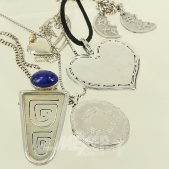 Konvolut Ketten und Anhänger in überw. 925er Silber, u.a. Jette Joop