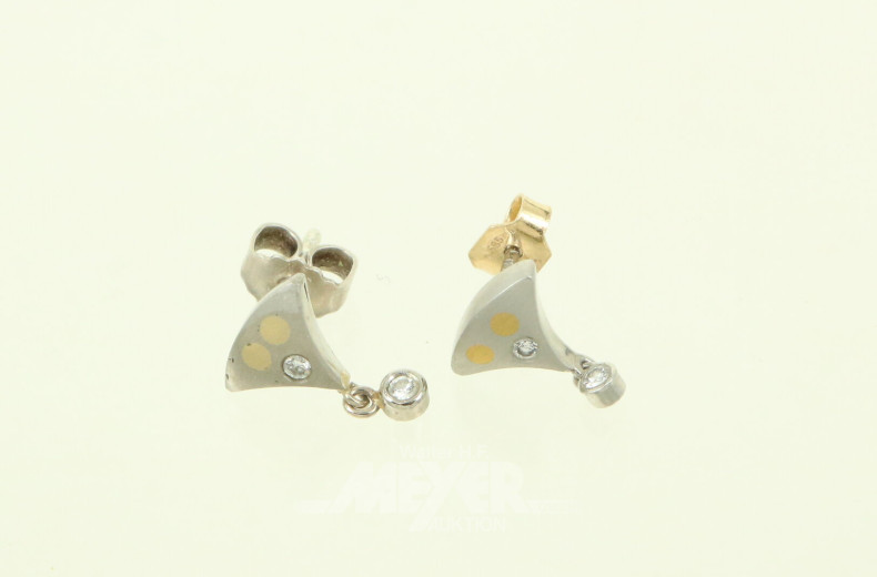 Paar kl. mod. Ohrstecker mit je 1 kl. Diamanten