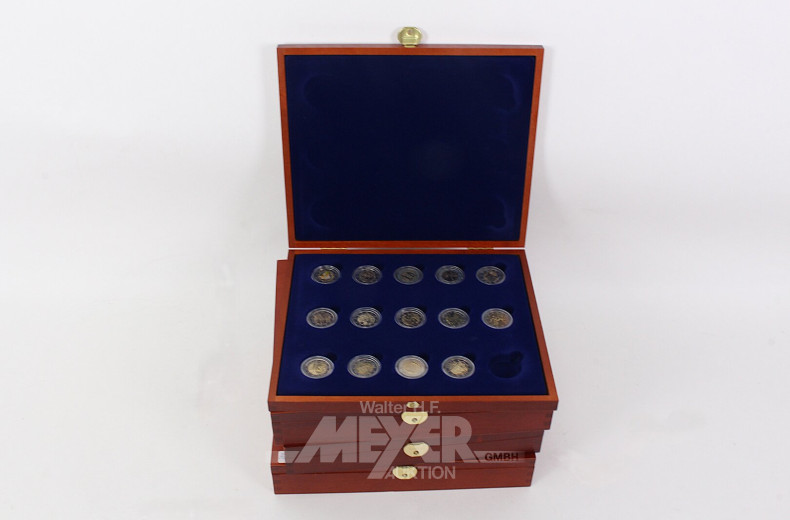 Konvolut Sonder- u. Gedenkausgaben in 4 Holzkassetten