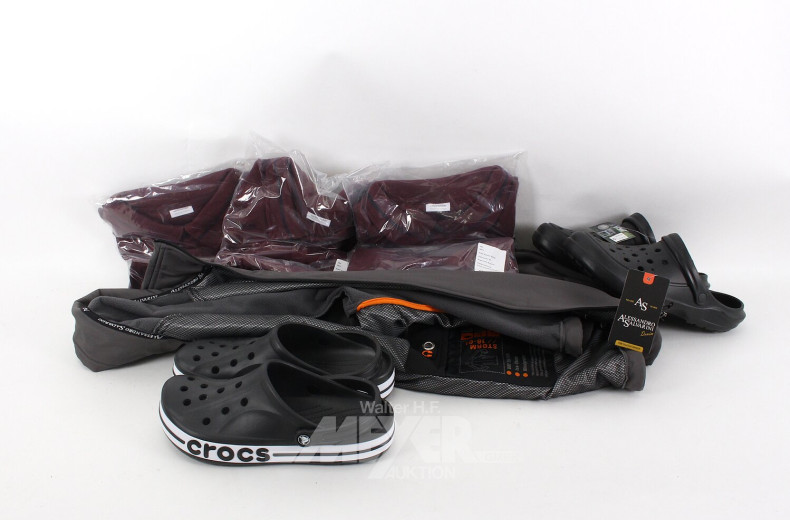 Konvolut Herrenbekleidung, u.a. Jacken, Hemden, Crocs