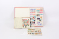 2 Briefmarkenalben, gemischte Sammlung