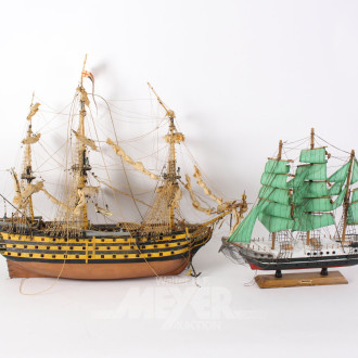 2 Modellschiffe, Dreimaster