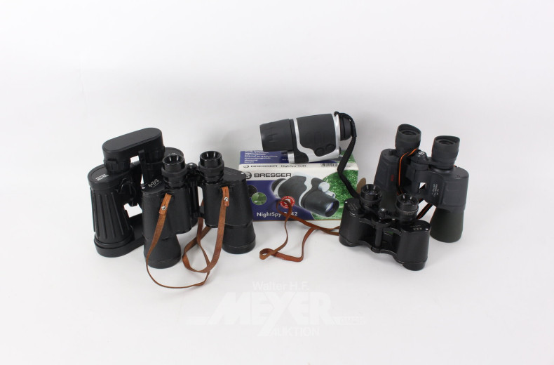 Nachtsichtgerät u. 4 Ferngläser mit Köcher