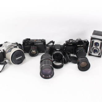 Posten Fotokameras (analog u. digital)