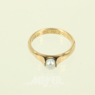 Ring mit Perle