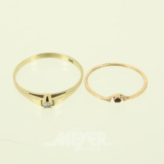 2 zierliche Solitärringe