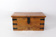 kleine Holztruhe