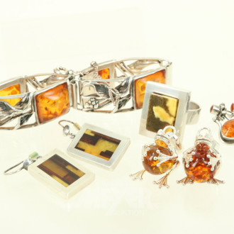 Konvolut 925er Silberschmuck mit Bernstein