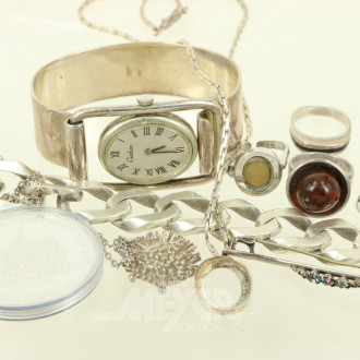 Konvolut Silberschmuck, überw.. 925er Silber, best. aus Armbanduhr, Ringe, Kette, etc.