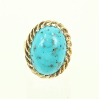 Ring mit blauem  Farbstein-Cabochon