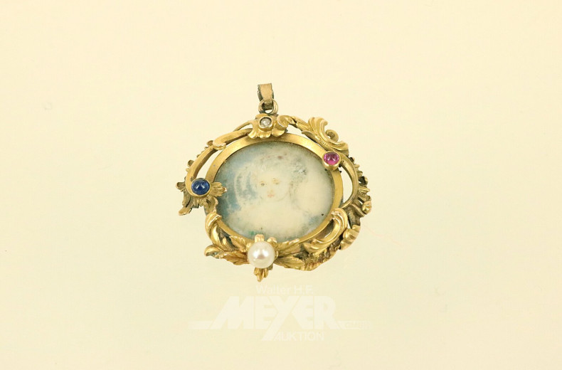 antikes Medaillon, stark beschädigt