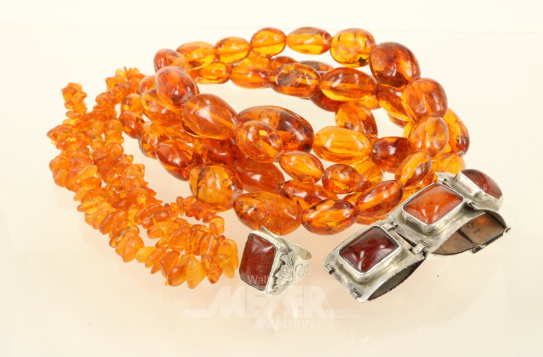 Posten Bernsteinschmuck: Armband, Ketten, Ring