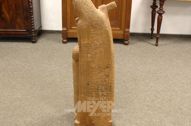 Holzskulptur 'Flötenspieler mit singendem Kinderduo'