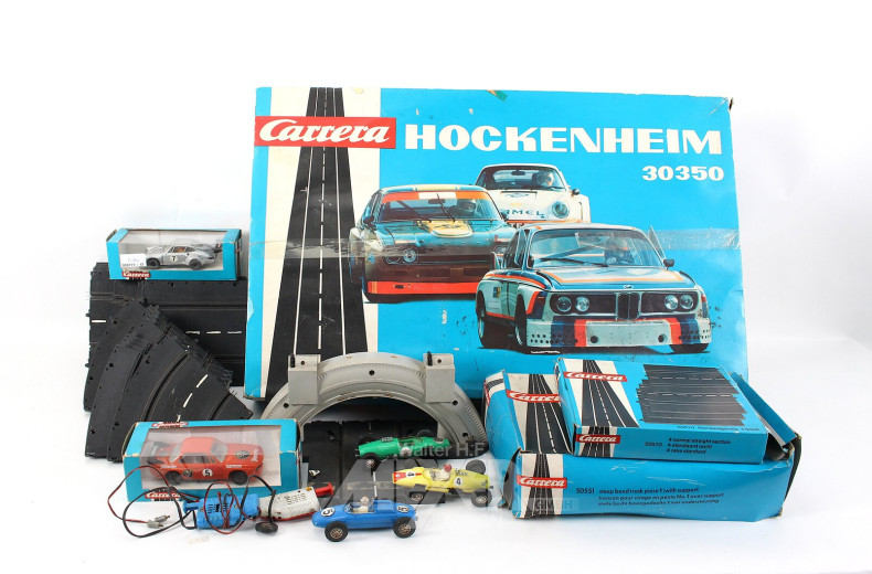 Carrera Bahn mit Zubehör