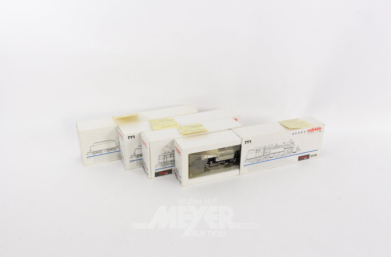 4 versch. Dampf- und Diesel-Loks