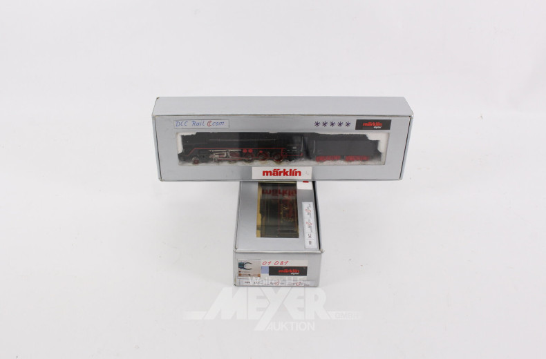 2 versch. Dampf-Loks