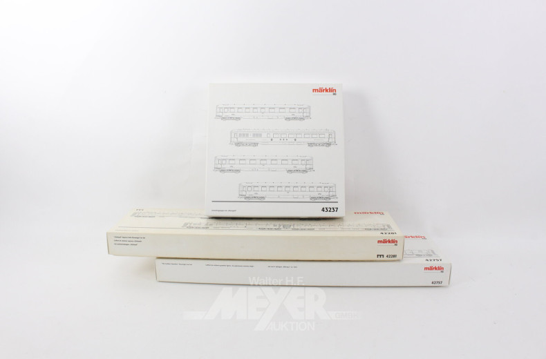 3 versch. Waggon-Sets