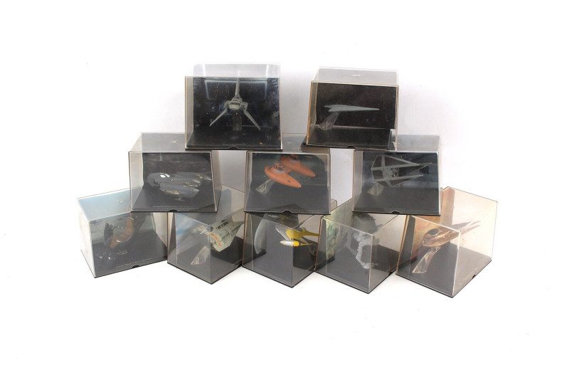 Posten Modell-Raumschiffe STAR WARS