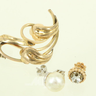 Brosche sowie 2 einzelne Ohrstecker