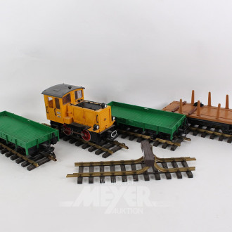 Garten-Eisenbahn: Rangierlok, 3 Niederbordwagen, div. Gleise