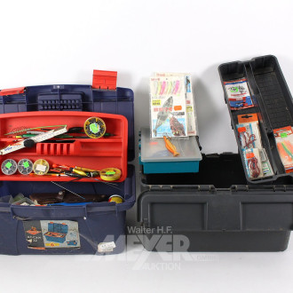 11 Angeln sowie diverses Zubehör