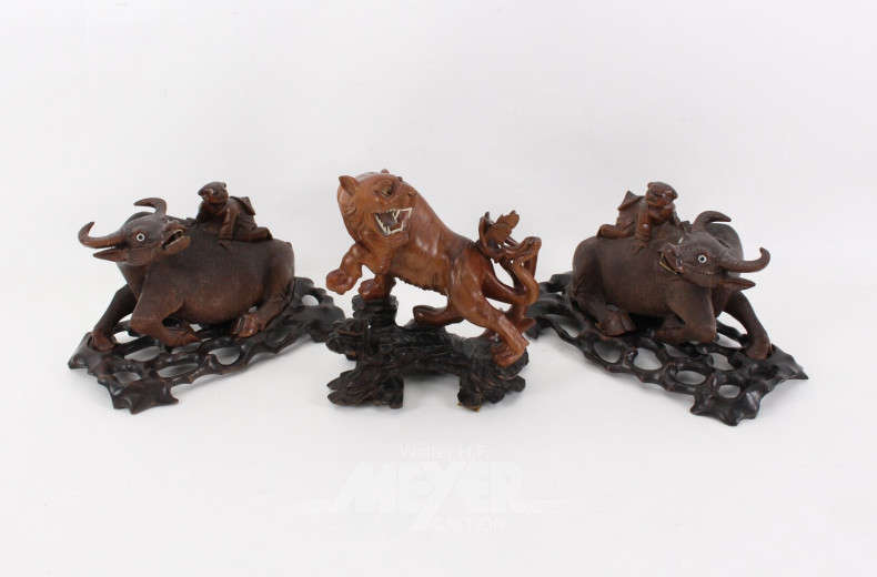 3 versch. asiat. Figuren "Wasserbüffel und Tiger"