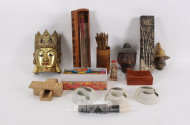 Posten div. asiat. Dekorationen: Masken, Dekofiguren, Schalen,
