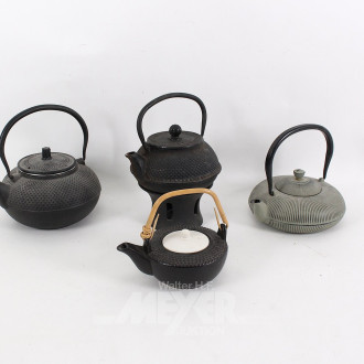 4 versch.Teekannen, 1 Stövchen