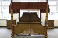 massives Himmelbett mit 2 Nachtschränken, 3-zügig