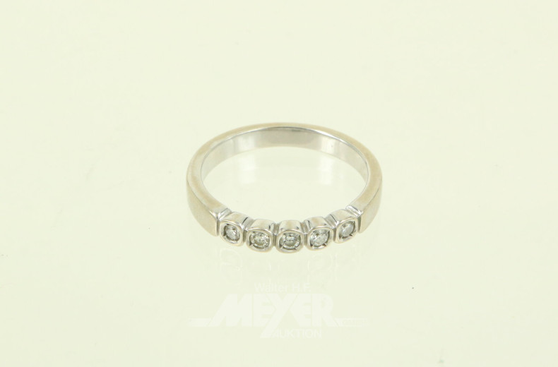 Damenring, besetzt mit 5 kl. Brillanten