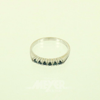 Ring mit 6 kl. blauen Farbsteinen