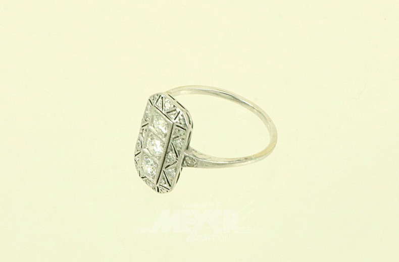 Ring im Art-Deco-Stil